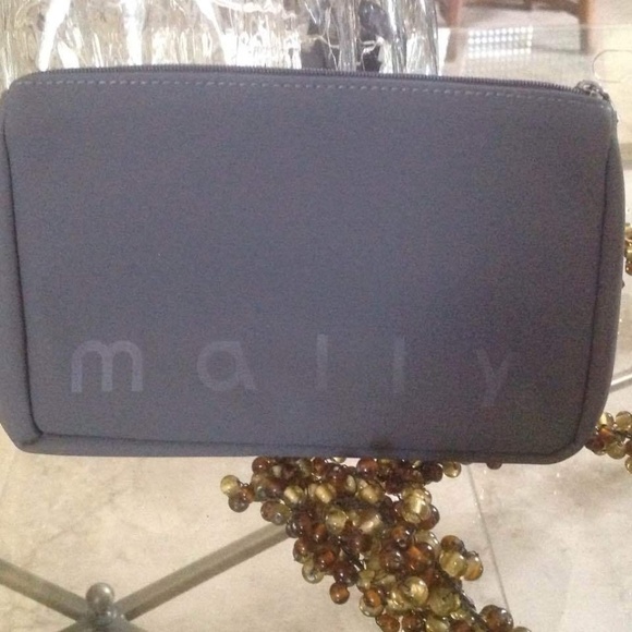 Mally Beauty Grey Cosmetics Makeup Bag - BRAND NEW - Picture 2 of 5